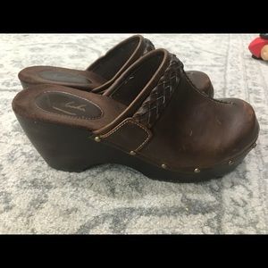 Brown clogs
